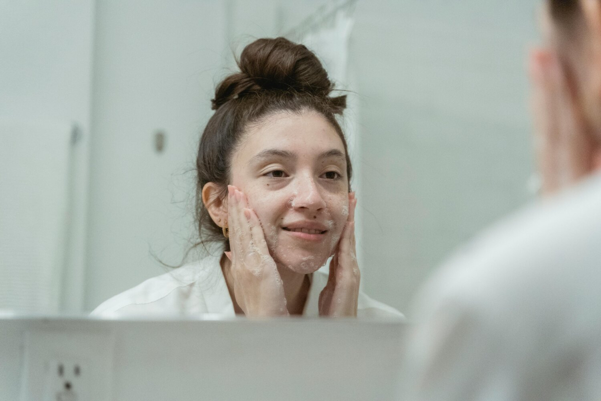 Exfoliating cleanser