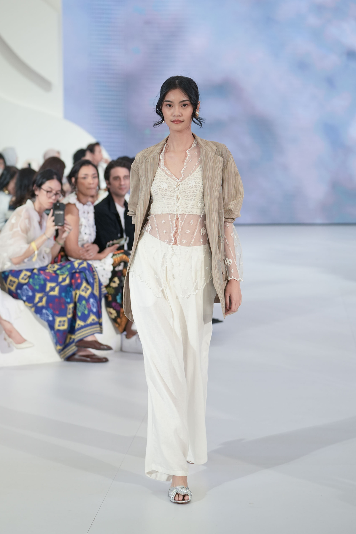 Sejauh Mata Memandang Cita Tenun Indonesia