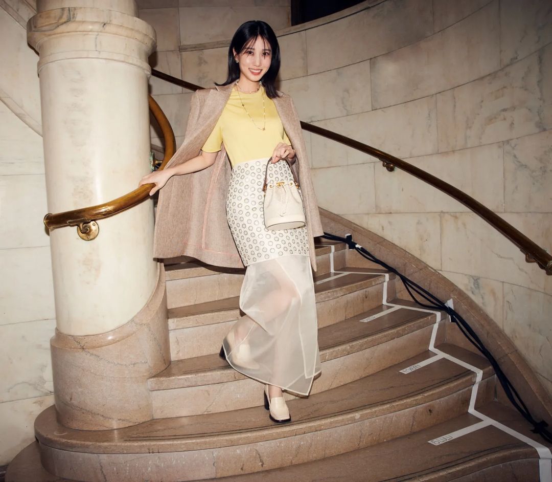 Park Eun Bin sebagai brand ambassador Tory Burch