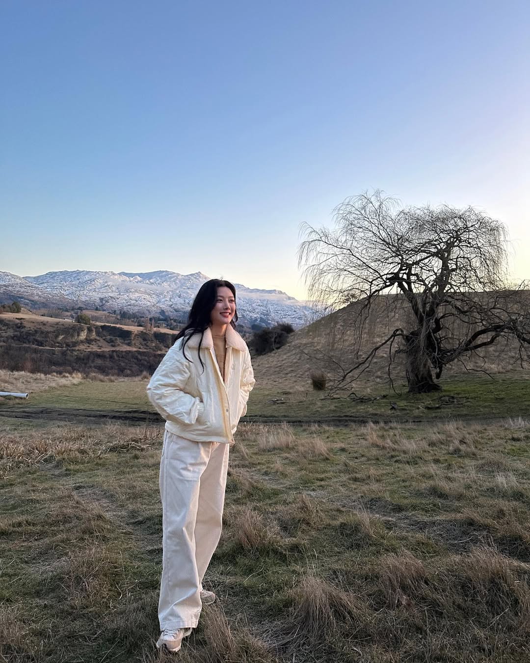 Style kasual ala Kim You Jung