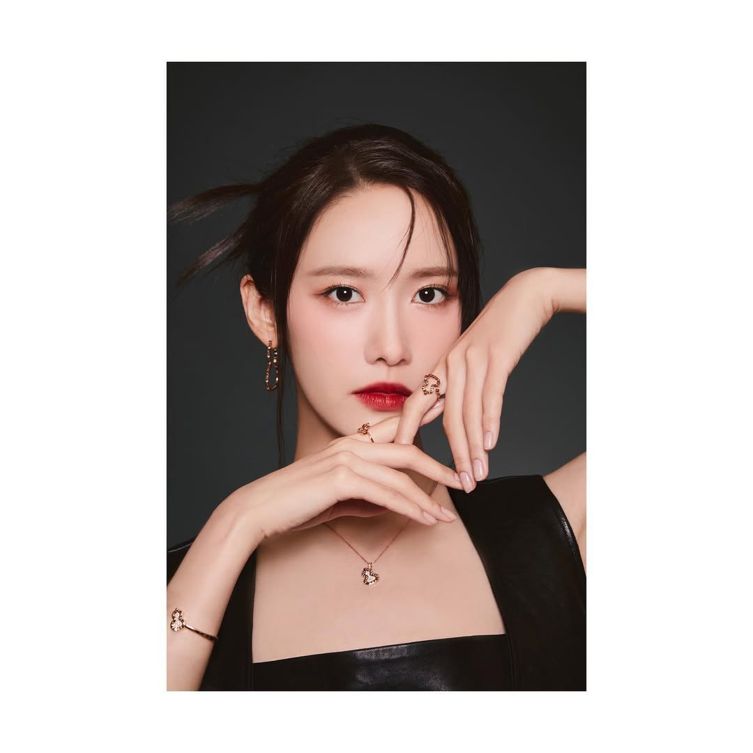 Gaya makeup cantik & ikonik ala Yoona