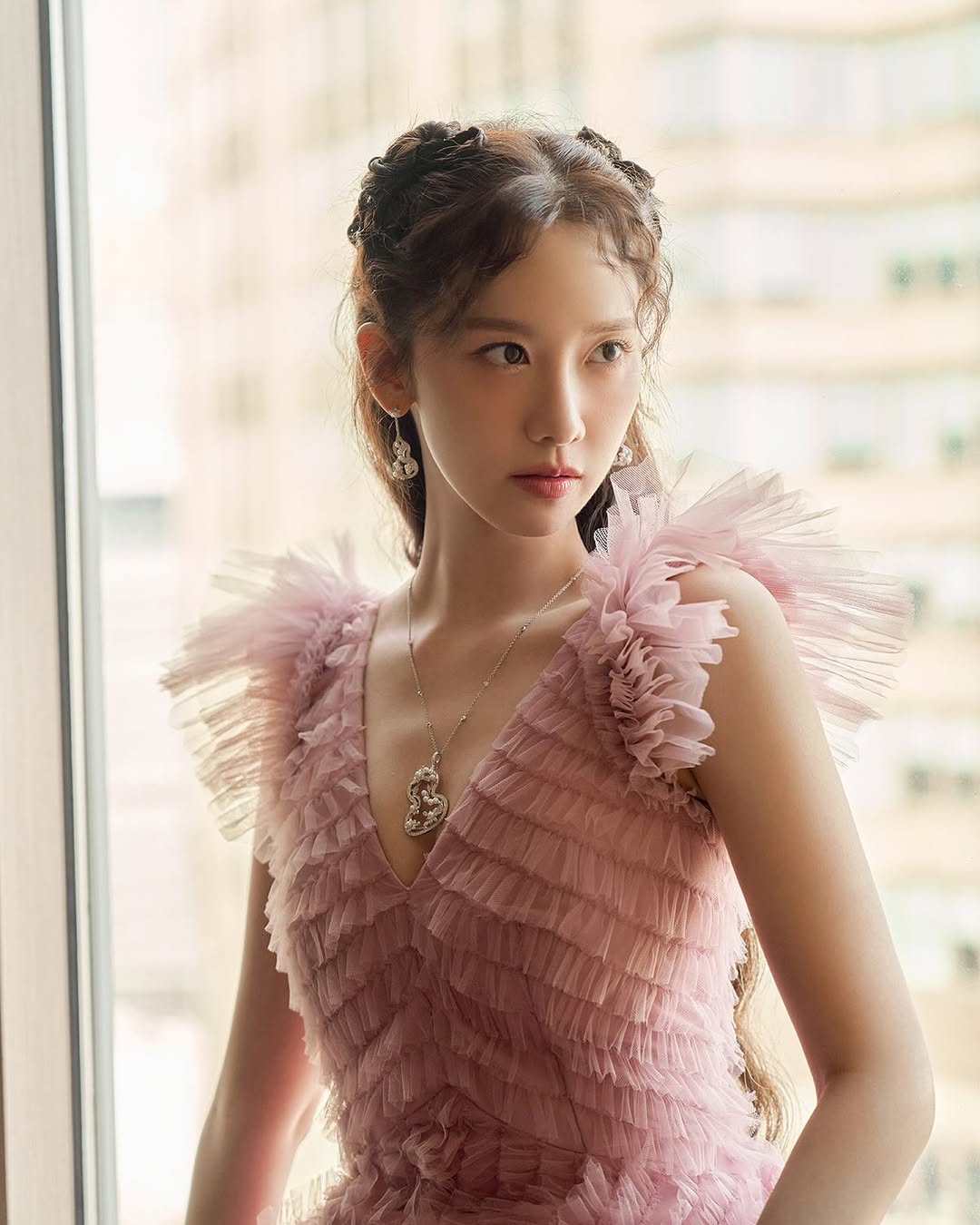 Gaya makeup cantik & ikonik ala Yoona