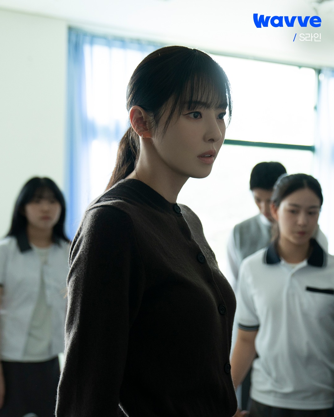 Lee Da Hee di S Line