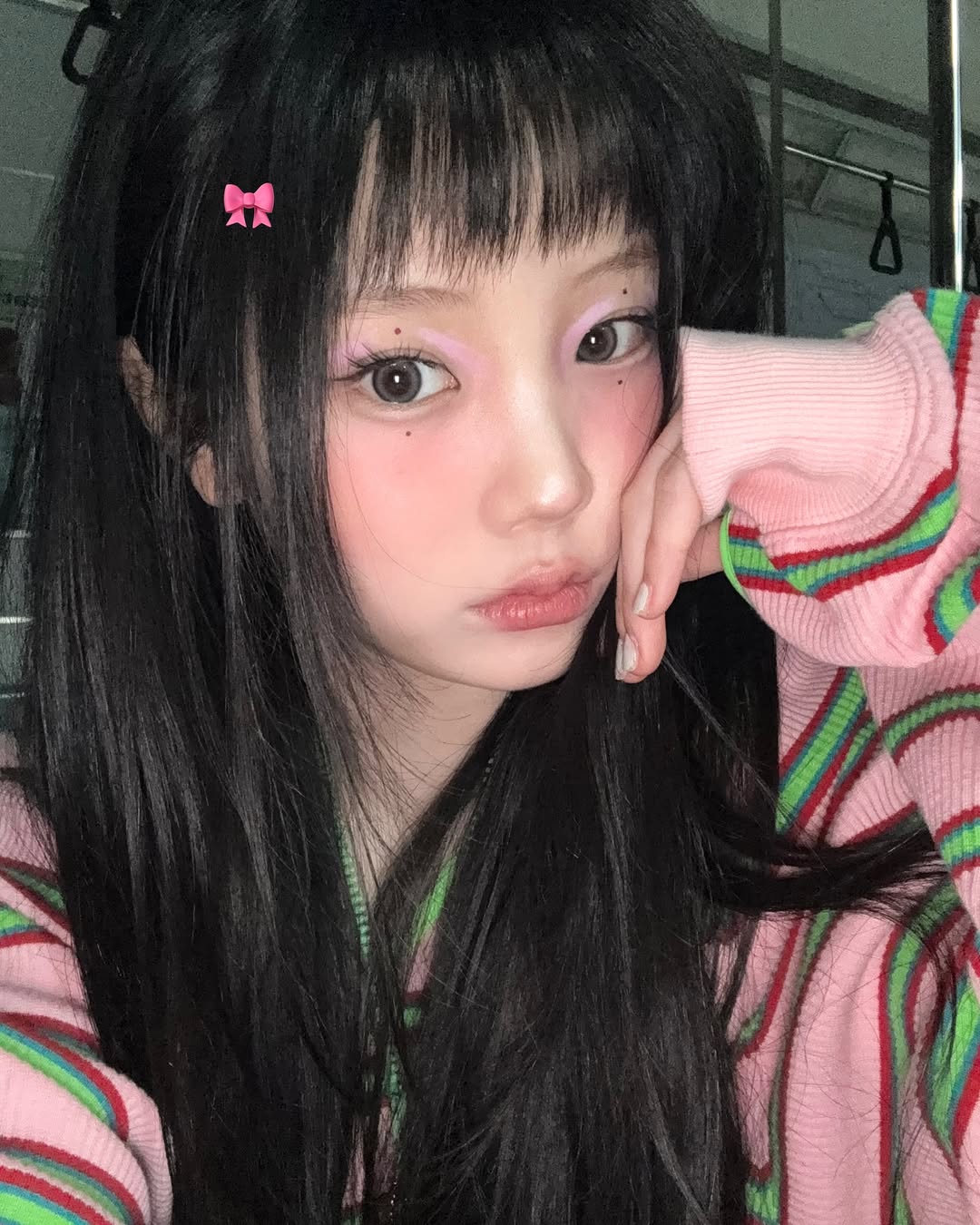 Gaya makeup cantik ala Wonhee ILLIT