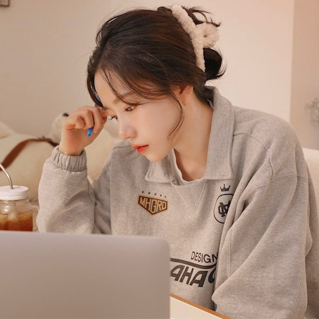 Jo Yu Ri
