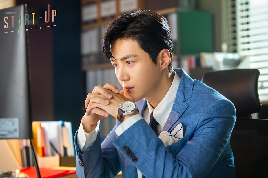 Han Ji Pyeong (Kim Seon Ho) di Start-Up