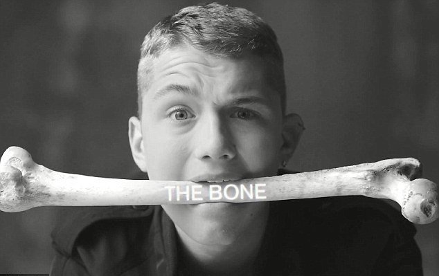  Putra Jude Law Rambah Dunia Model