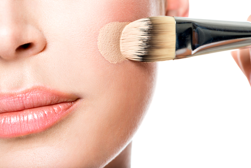 Beauty Q&A: Foundation Apa Yang Cocok Untuk Tipe Wajah Kering?