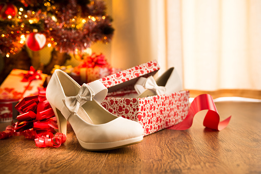 6 Rekomendasi Heels Local Brand untuk Merayakan Natal