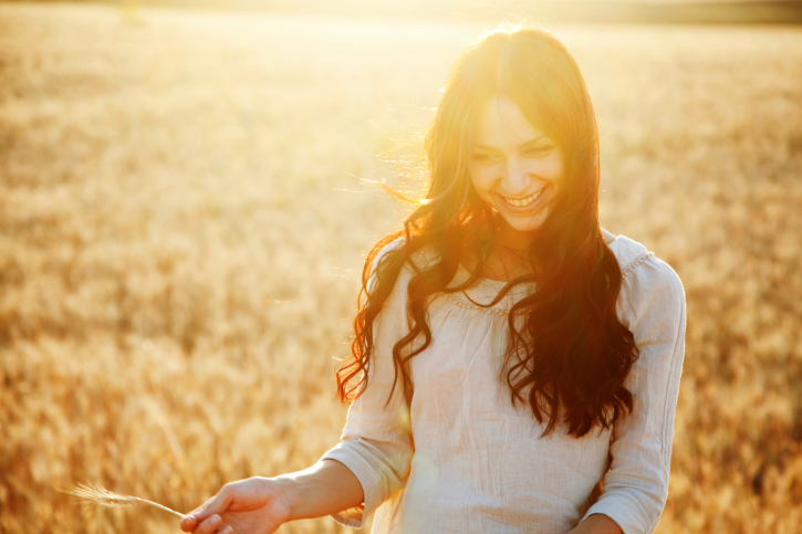 How To Get Younger-Looking Hair