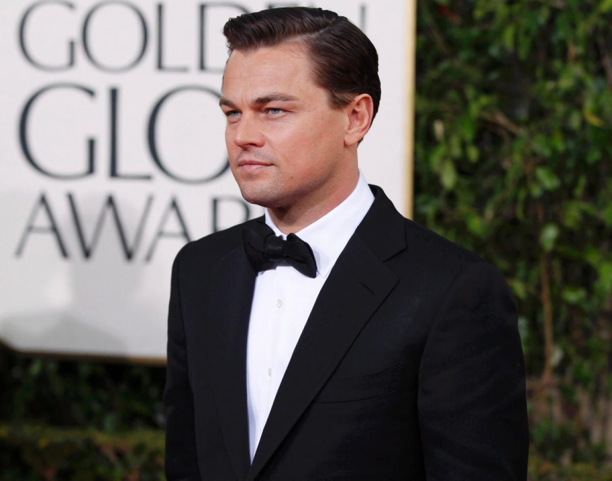 Ди каприо вес. Леонардо ди Каприо в полный рост. Леонардо ди Каприо фото Golden Globe. DICAPRIO selling.