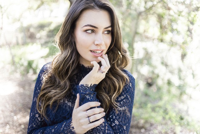 Kiprah Fashion Sophie Simmons