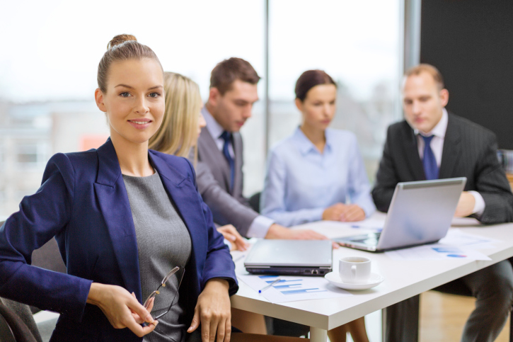 4 Hal Terlarang bagi Si Office Newbie 