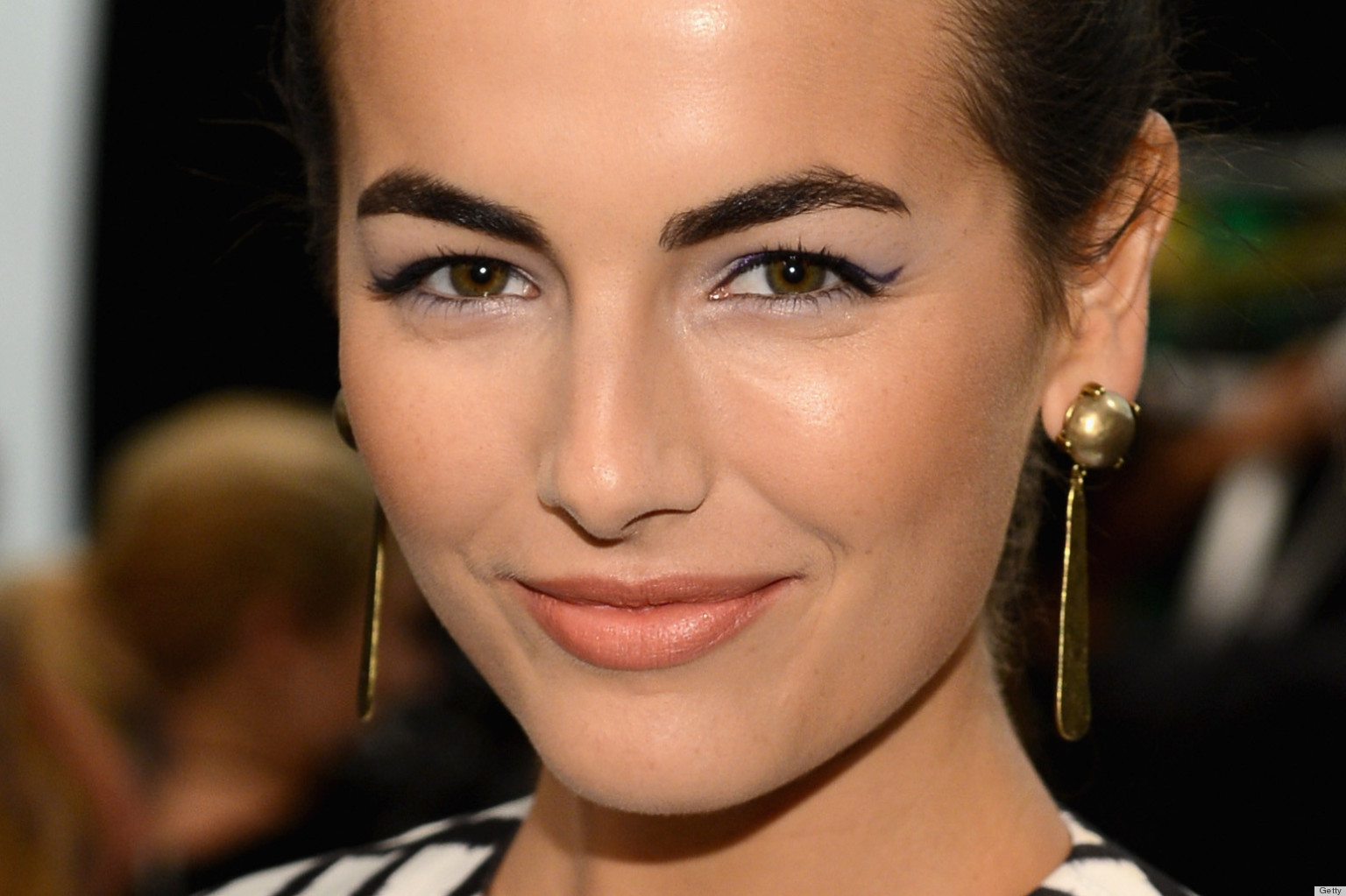 Beauty Q&A: Tip Alami Menebalkan Alis Mata
