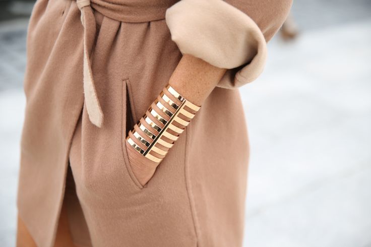 What to Wear: The Golden Cuff