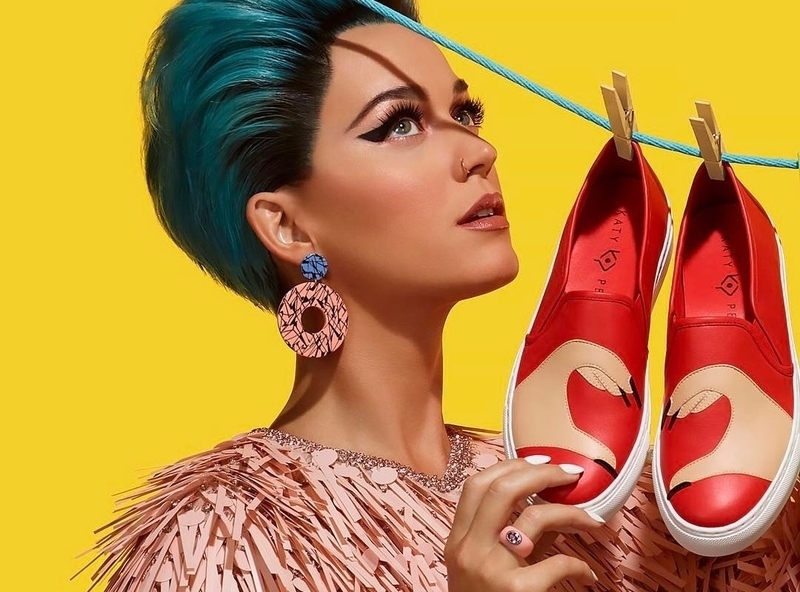 Katy Perry Merilis Lini Sepatu Baru