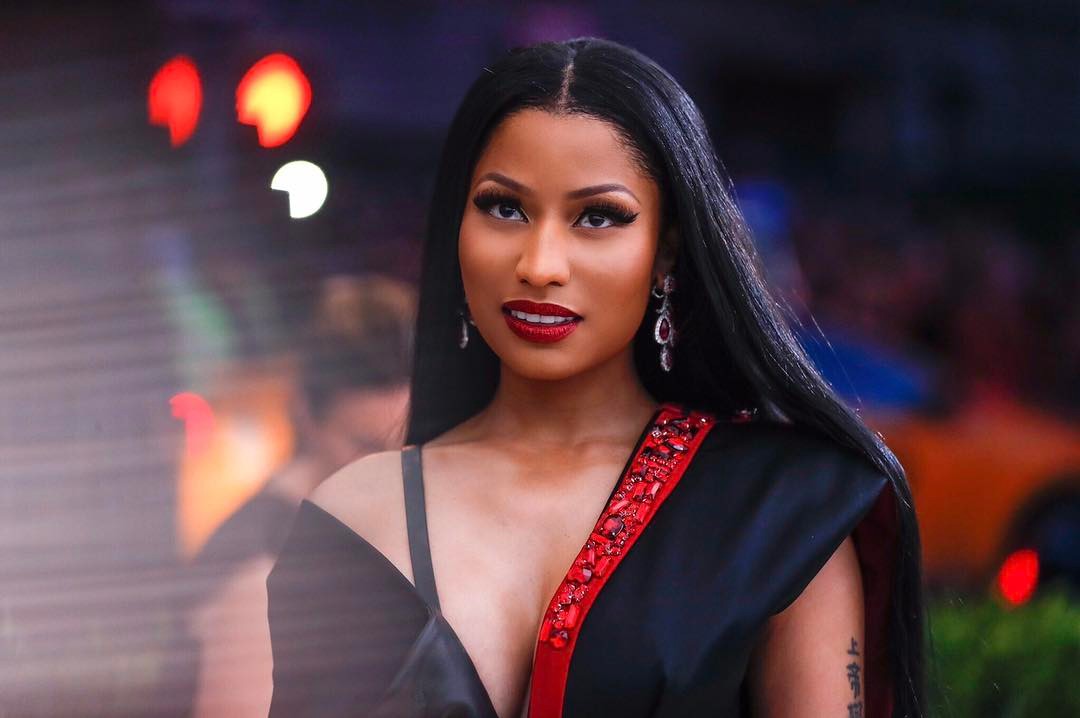 Nicki Minaj Mengabulkan Permintaan Fans di Twitter