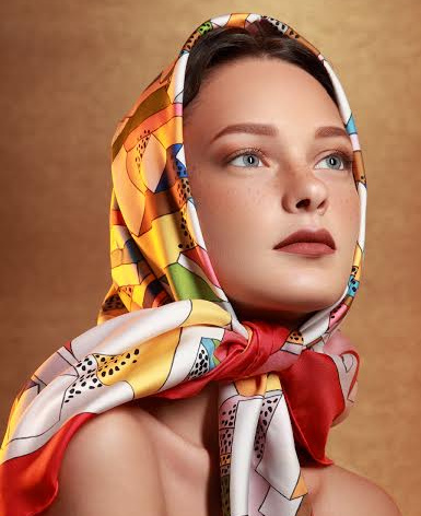 Aroma Rambut Tak Sedap Karena Hijab? Coba 5 Tip ini!