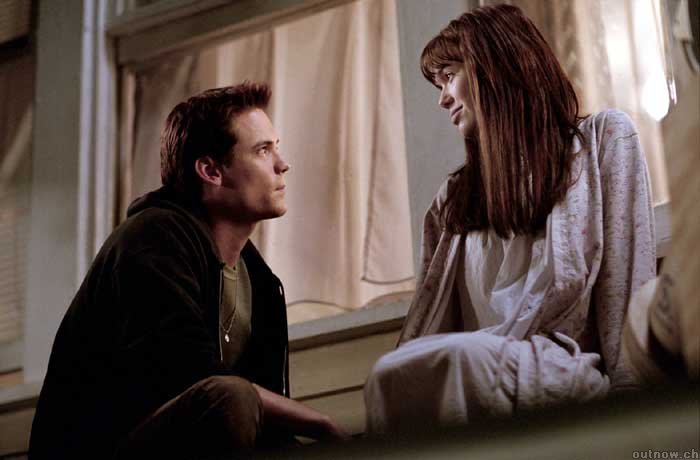 salah satu adegan di film A Walk To Remember