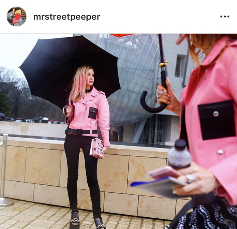Baju Untuk Musim Hujan Gaya Pink Biker Lady