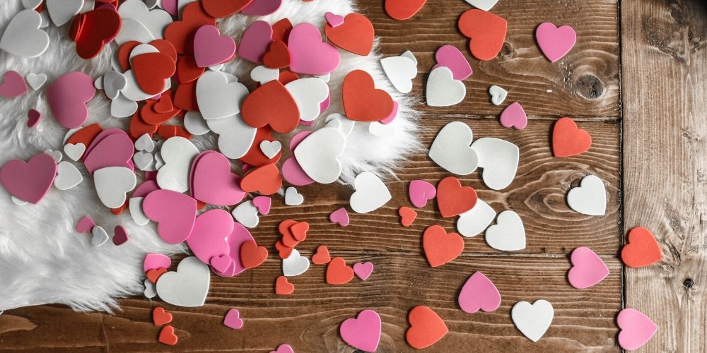 Yang Akan Kamu Alami di Hari Valentine, Menurut Astrologi