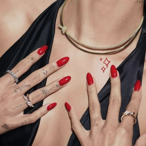 The Red Nail Theory, Cara Baru Menarik Perhatian Doi!