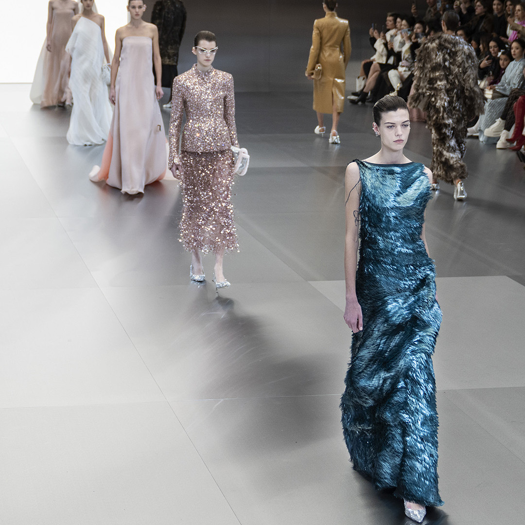 5 Momen Mencuri Perhatian dari Peragaan Haute Couture Spring 2024! Dari Robot Bayi hingga Gaya Zendaya