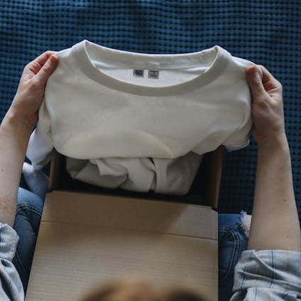 8 Tips Cara Mengukur Baju Pria yang Tepat!