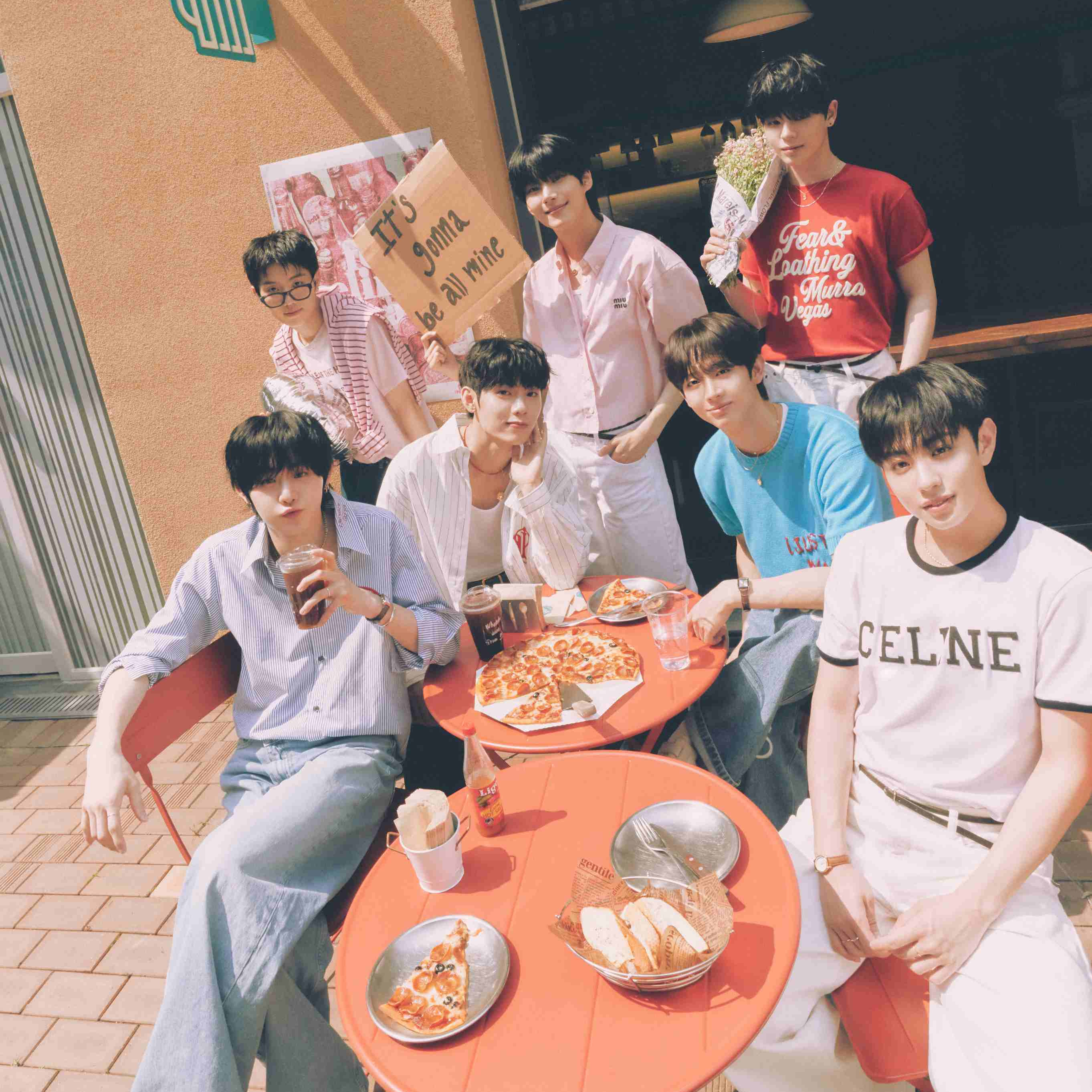 EVNNE Hadirkan Pesona Individual yang Lebih Karismatik & Eksplorasi Musik lewat Mini Album LOVE ANECDOTE(S)