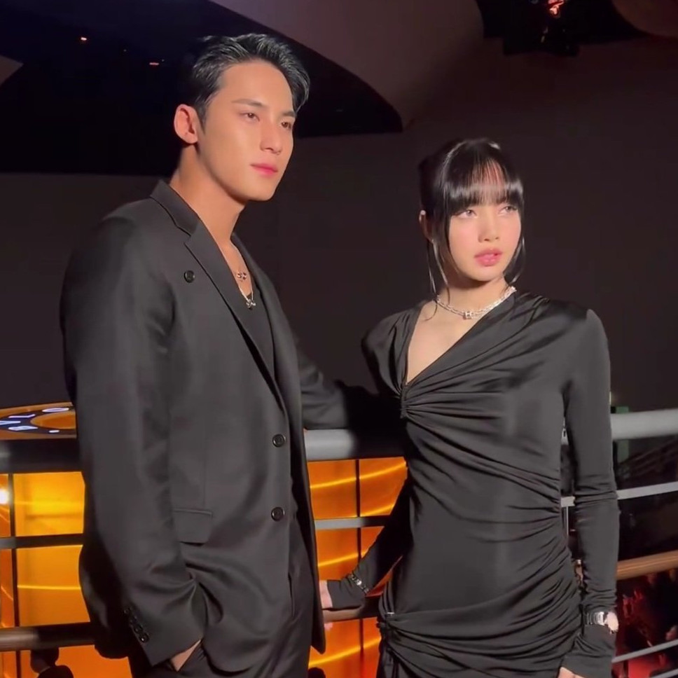 Trending! Intip Momen Keakraban Lisa BLACKPINK & Mingyu SEVENTEEN di Bulgari Studio Event