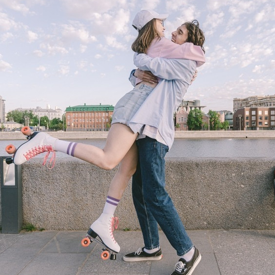 Kapan Sebaiknya Bilang “I Love You” dalam Sebuah Hubungan?