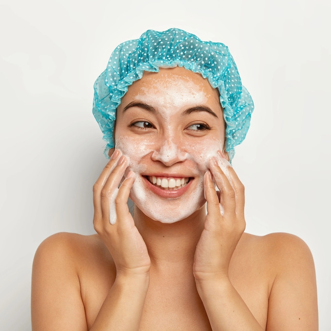 5 Rekomendasi Facial Wash untuk Kulit Berminyak dan Berjerawat