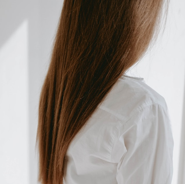 10 Produk Pelurus Rambut Paling Tahan Lama & Anti Ribet!