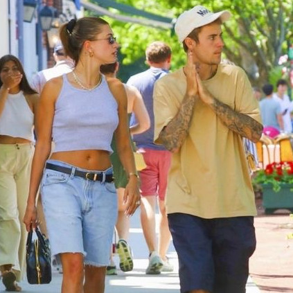 Intip Penampilan Hailey Bieber Ketika Berkencan Dengan Justin