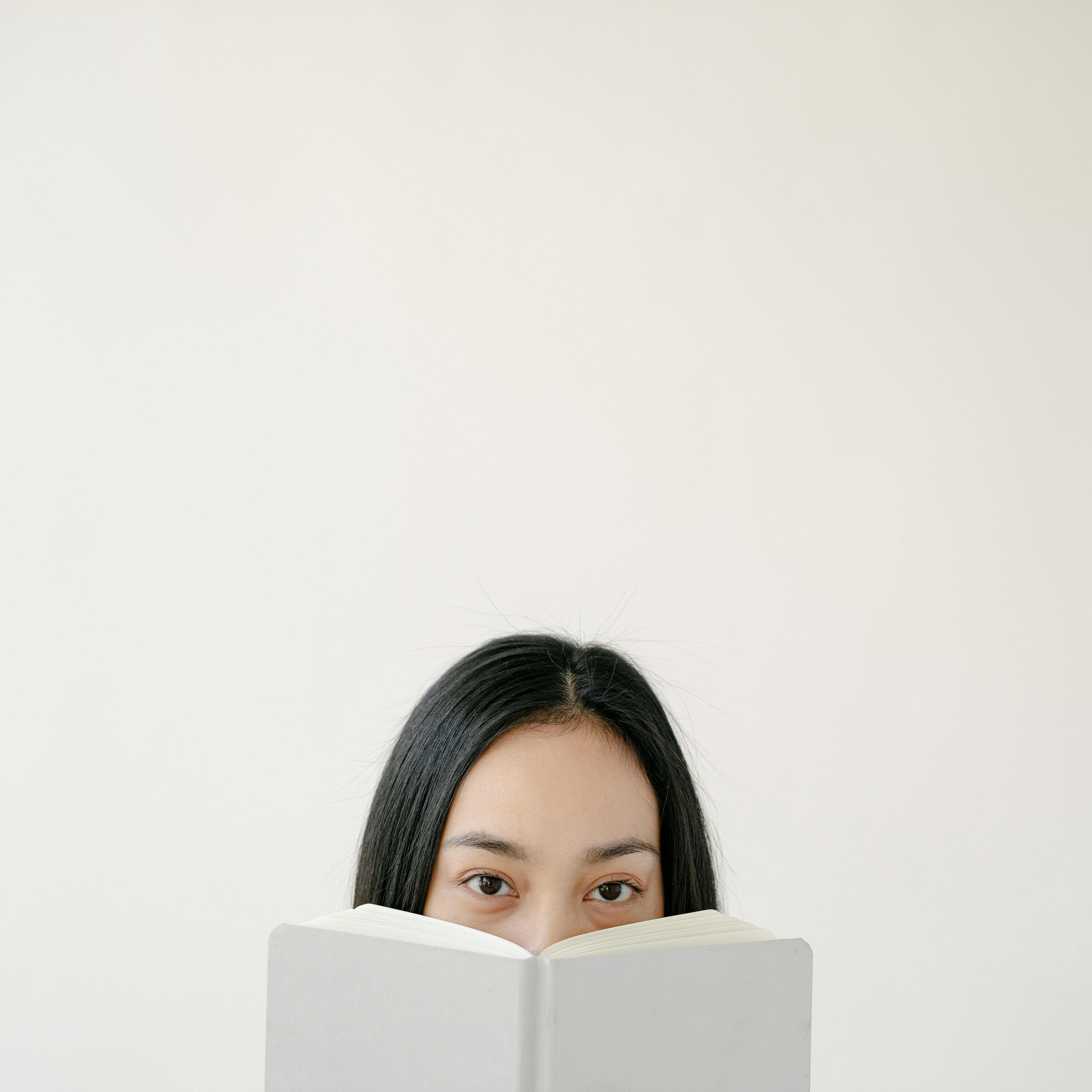 5 Ciri-Ciri Kamu Termasuk Orang Yang Introvert