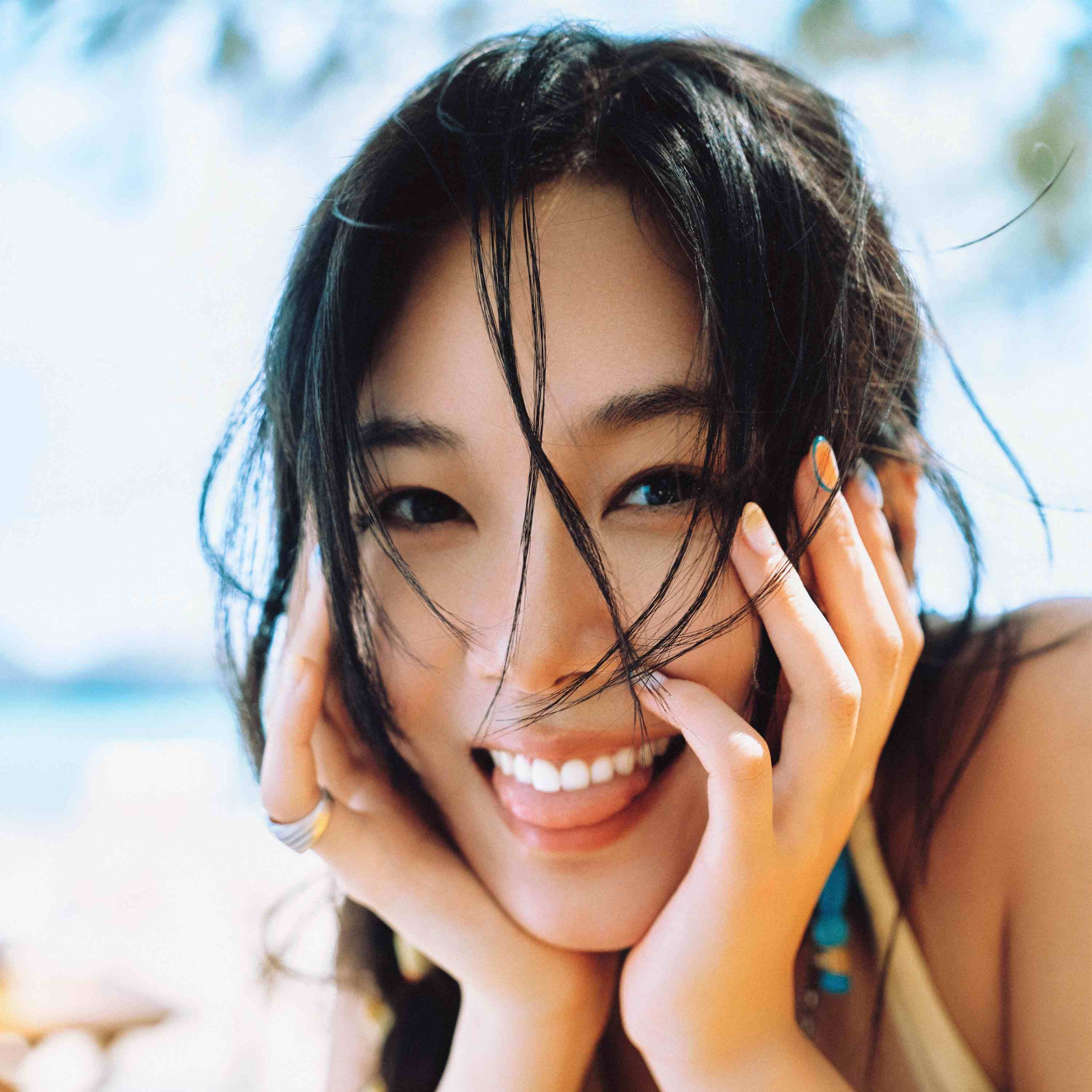 Interview: BIBI Memanaskan Musim Panas Tahun Ini Lewat Digital Single “BUMPA” yang Ceria & Bagikan Banyak Hal Menarik Tentang Musiknya