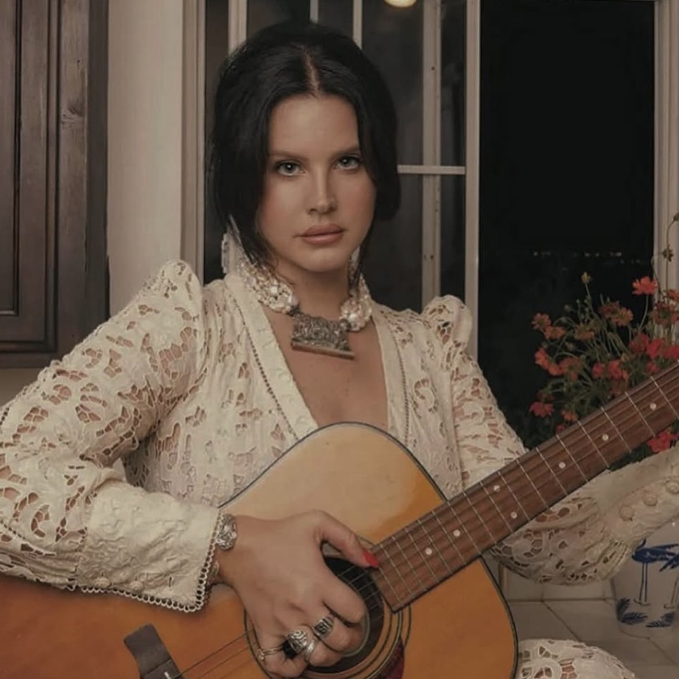 Lana Del Rey Siap Memasuki Era Country Lewat Album yang Akan Dirilisnya, ‘Stove’!