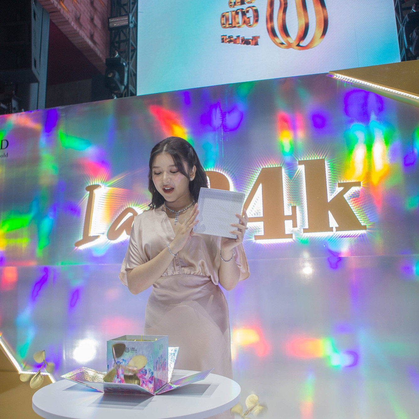 Tiara Andini Jadi Brand Ambassador UBS Gold! Kampanyekan Iam24K