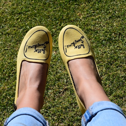 Kelebihan Sepatu Slip on, Sepatu Andalan untuk Tampil Praktis!