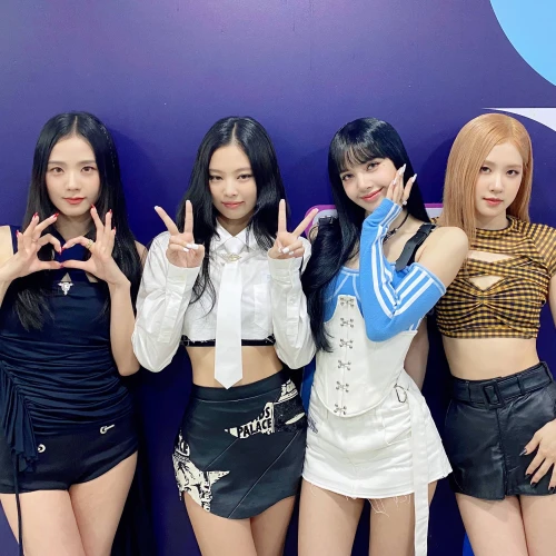 Majalah TIME Nobatkan BLACKPINK Sebagai Entertainer of the Year