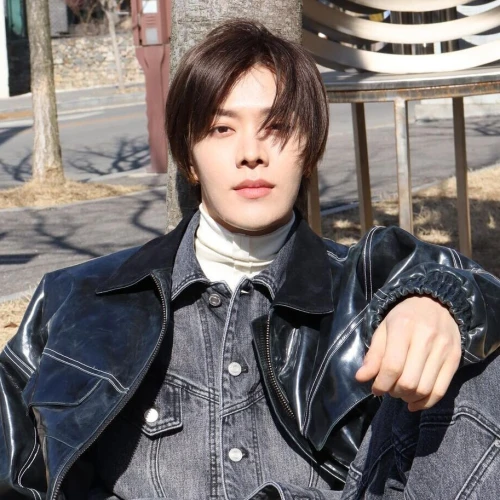 Yuta NCT Akan Bintangi Film Live-action “Play it Cool Guys”