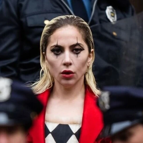Melihat Tampilan Seksi Harley Quinn Versi Lady Gaga di New York