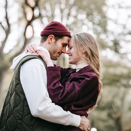 24 Kata-Kata Romantis Ungkapan Cinta untuk Orang Tersayang!