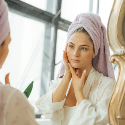 Retinol untuk Jerawat: Cara Menggunakan Retinoid Yang Benar!