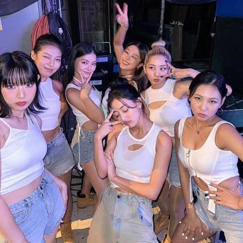 TWICE Akan Konser di Jakarta Desember Mendatang!