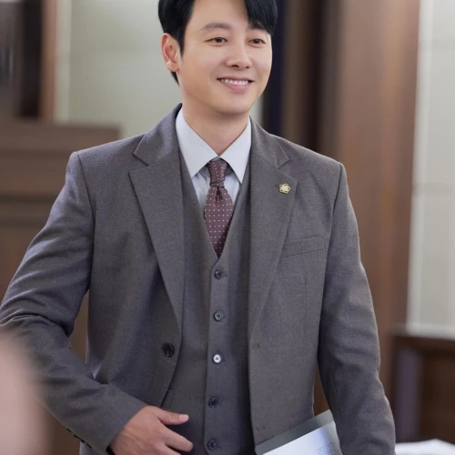 Aktor Korea Kim Dong Wook Umumkan Pernikahan dengan Kekasih Non-Selebriti