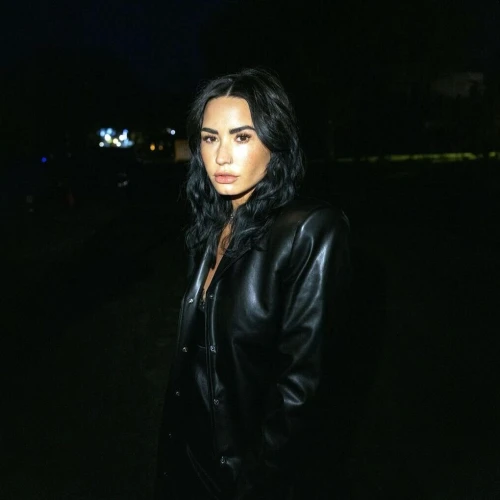 Kejutan Demi Lovato Jadi Anonymouse di The Masked Singer