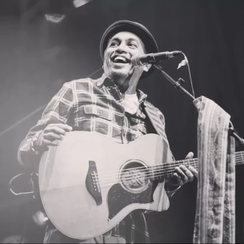 Kisah Perjalanan Glenn Fredly Akan Dijadikan Film 'Glenn Fredly The Movie'