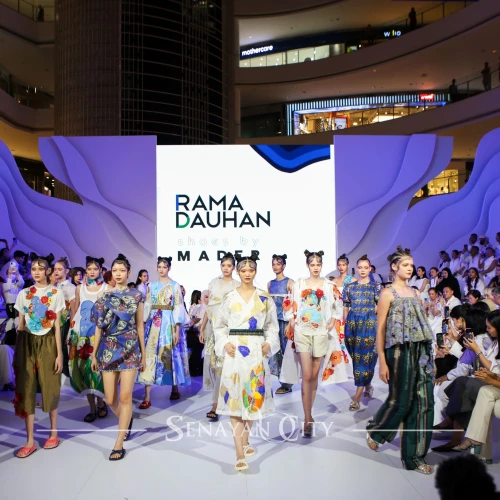 3 Desainer Lokal Buka Perhelatan Fashion Nation Senayan City