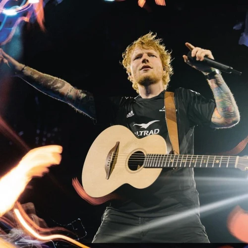 Ed Sheeran Rilis Album 'Autumn Variations' Spesial untuk Fans